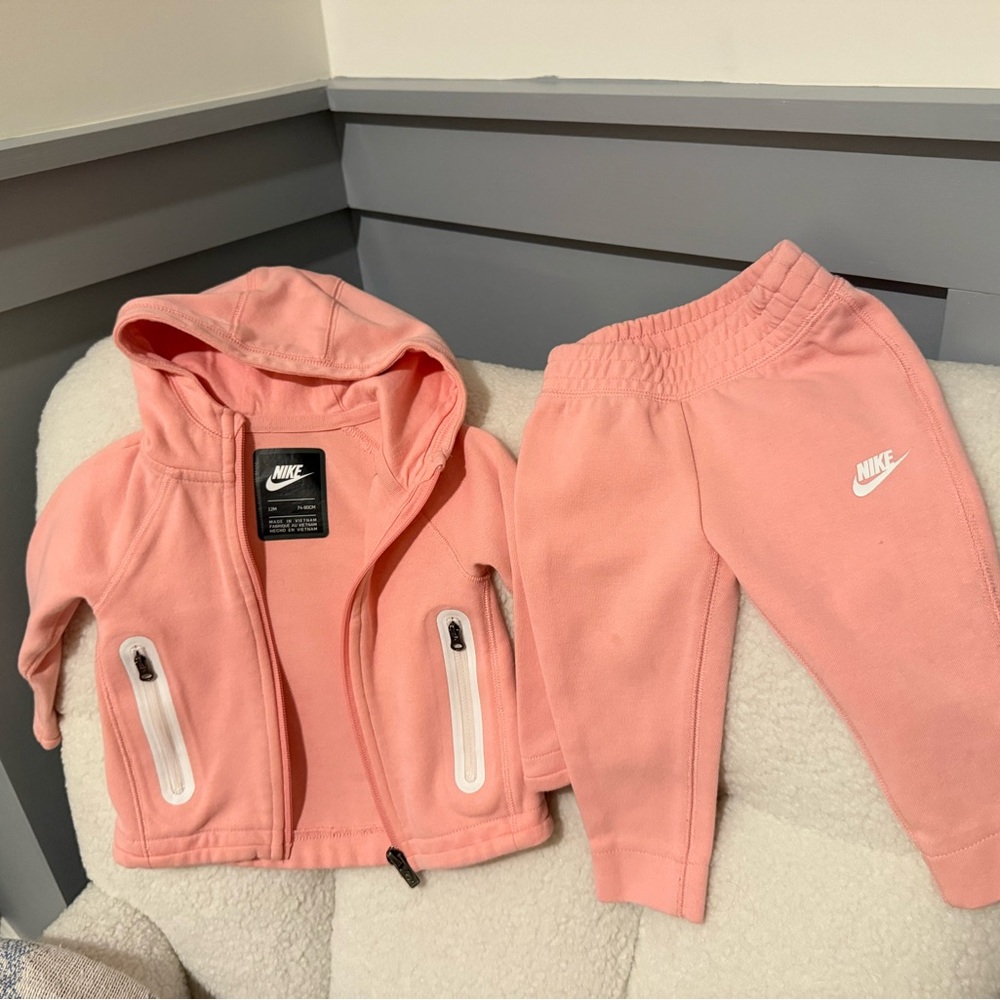 Nike Tech Kids Pink Sweatpants & Hoodie Set